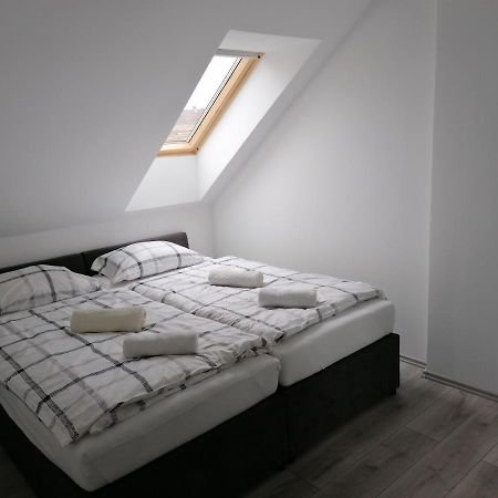 Mohacs Apartman Exteriör bild