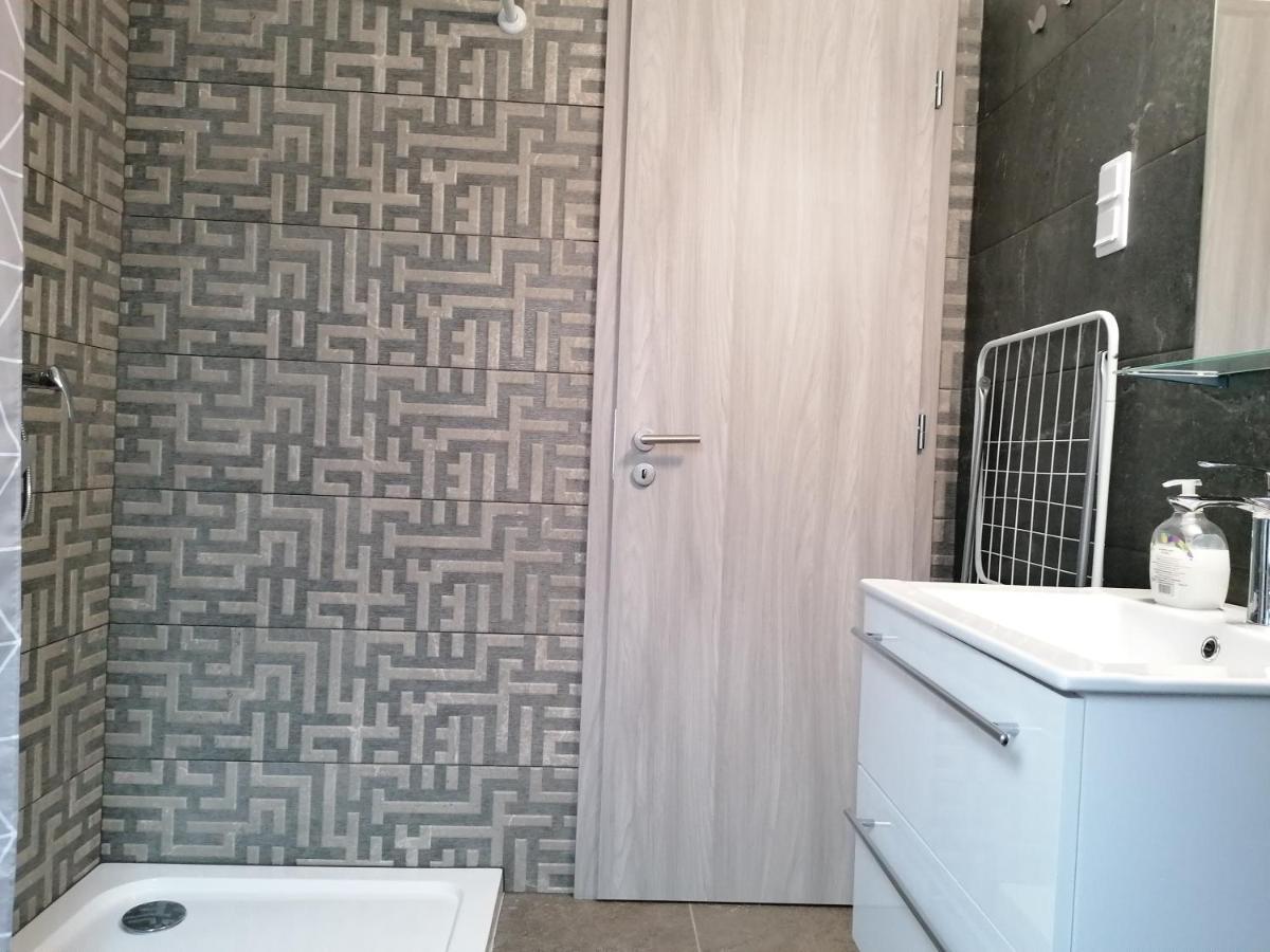 Mohacs Apartman Exteriör bild