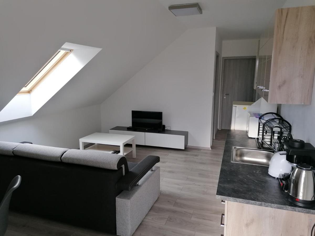 Mohacs Apartman Exteriör bild