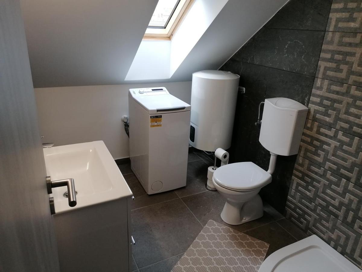 Mohacs Apartman Exteriör bild