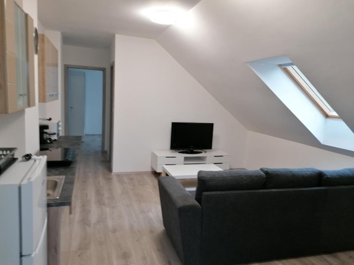 Mohacs Apartman Exteriör bild